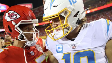 Chiefs vs. Chargers predictions: Odds, total, player .